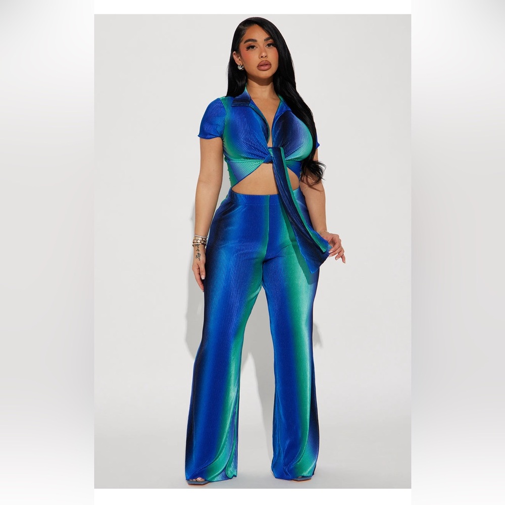 Brand New Blue/Green Wide Leg Matching Set